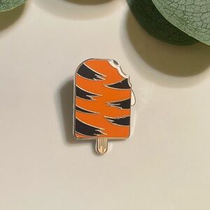Disney Tigger Ice Cream Collectible Pin – Limited Edition